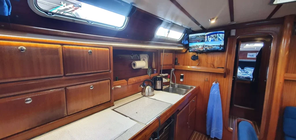 atilius ii bavaria 44 kambuz kuchnia